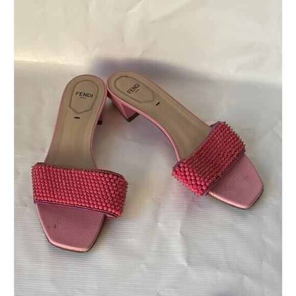 Fendi Fluorescent Pink Fantasia Beaded Slide Sandal Sz 9 Embossed Leather 39.5